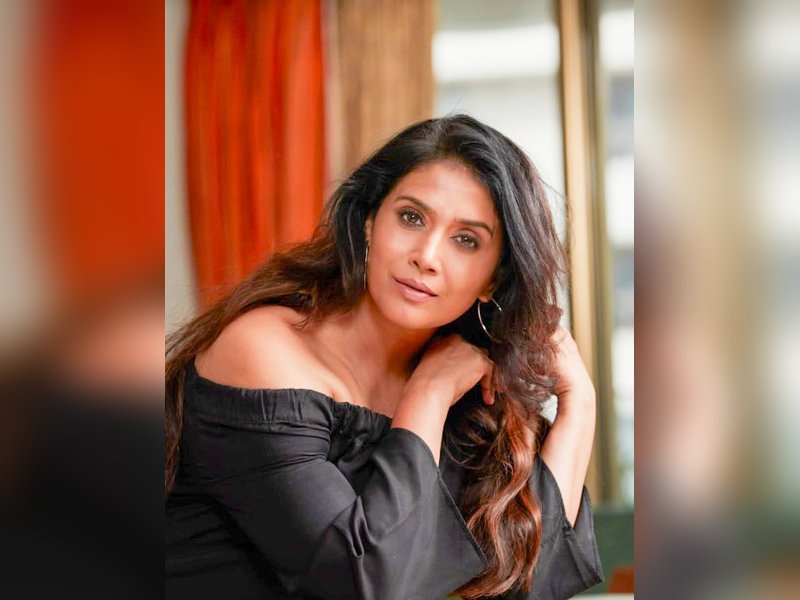 Sonali Kulkarni launches her podcast with children, young adults as guests