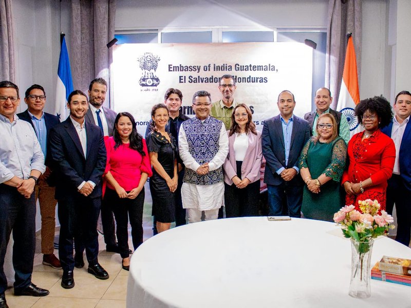 MoS Margherita holds talks with top leadership in Honduras, meets Indian diaspora members