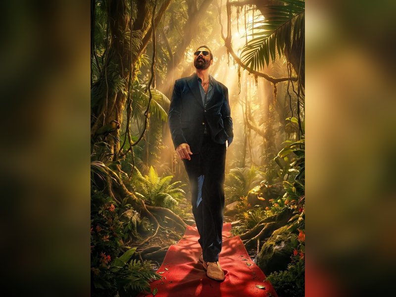 Akshay Kumar teases his ‘Next’ movie ‘Welcome to the Jungle’ with stylish new look