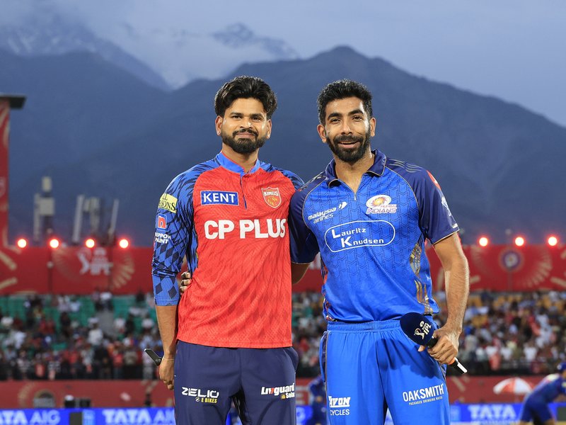 Hardik Pandya, Suryakumar Yadav out as Mumbai Indians opt to bowl against Punjab Kings in Match 58 of the Indian Premier League (IPL) 2026 at the Himachal Pradesh Cricket Association (HPCA) Stadium in Dharamshala on Thursday. Photo credit: IANS 