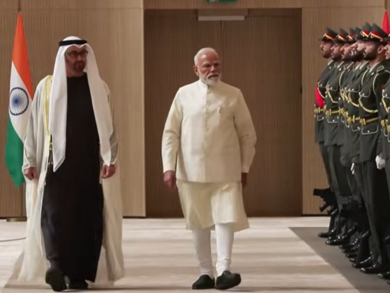 PM Modi accorded guard of honour on arrival in Abu Dhabi