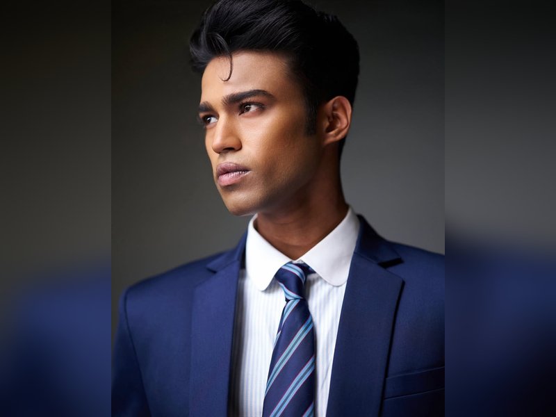 Babil Khan gets heartfelt birthday wish from mom Sutapa Sikdar: Falak tak naam ho Tera Roshan...