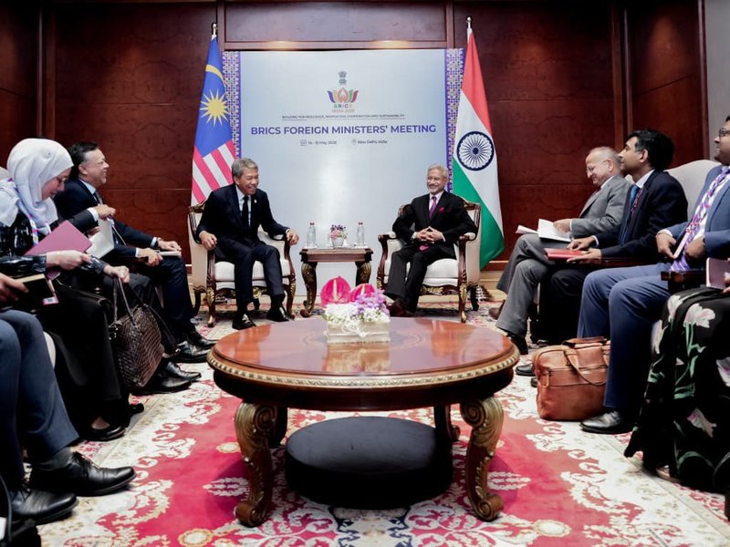 EAM Jaishankar holds bilateral talks with counterparts from Malaysia, Uganda and Cuba