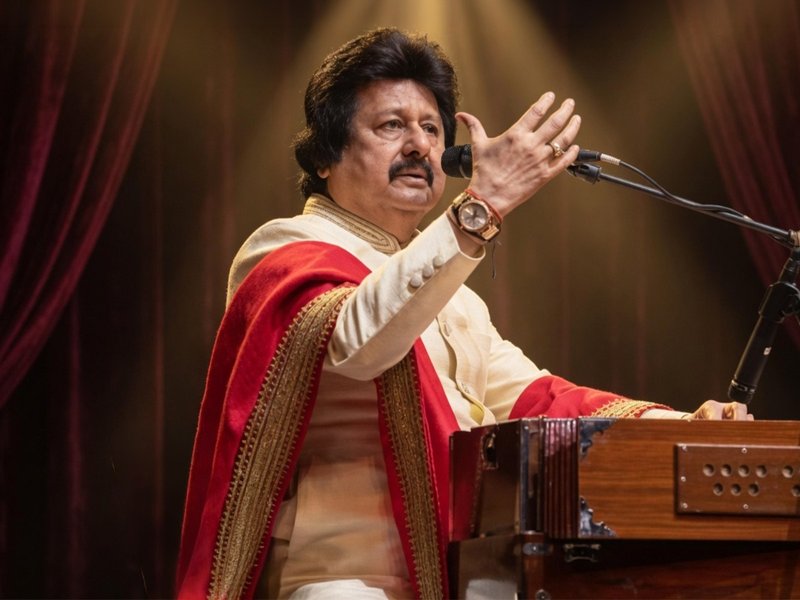 51 रुपये के इनाम से शुरू हुआ था पंकज उधास का सफर, फिर गजल की दुनिया के बन गए सम्राट