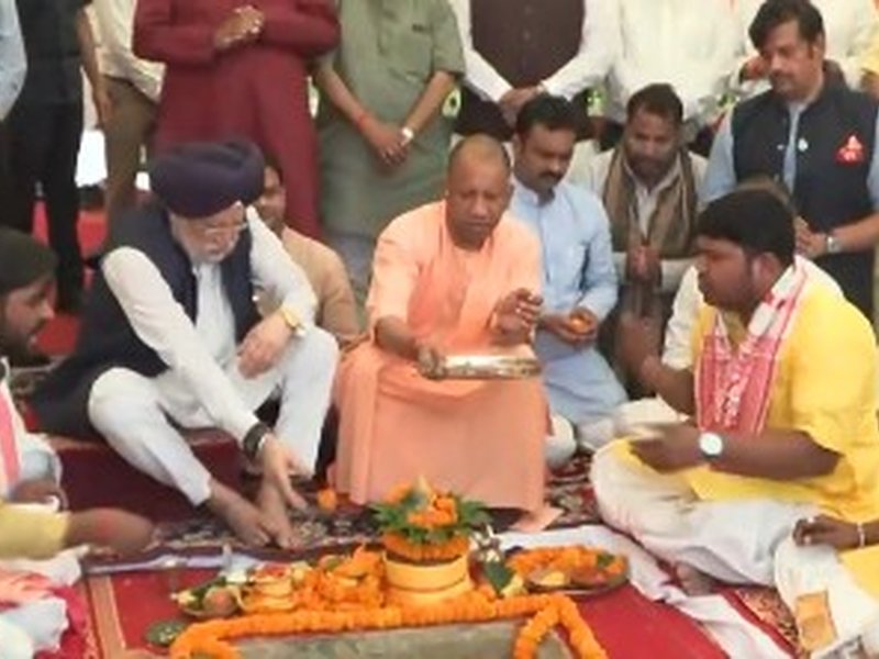 सीएम योगी ने 'गोरखपुर अंतरराष्ट्रीय क्रिकेट स्टेडियम' का शिलान्यास किया, कहा- पूर्वी उत्तर प्रदेश के युवाओं के लिए बेहद खास दिन