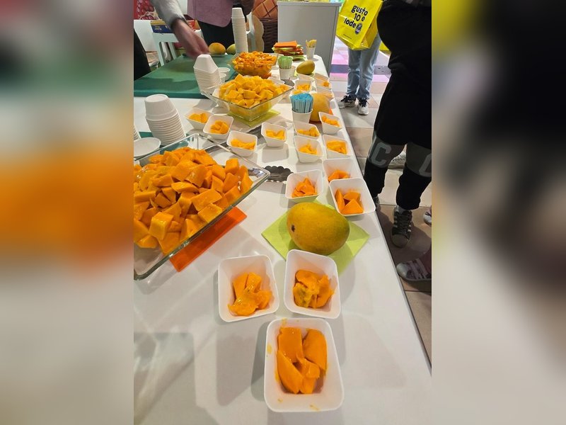 US: Anxious wait ends as Indian mangoes arrive in Seattle stores 