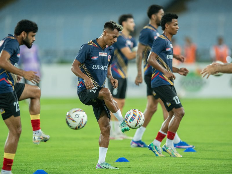 Sunday's Kolkata Derby between Mo9hun Bagan Super Giant and East Bengal could be a potential title-decider in the Indian Super Leage (ISL) 2025-26 at the iconic Vivekananda Yuba Bharati Krirangan in Kolkata on Sunday. Photo credit: AIFF