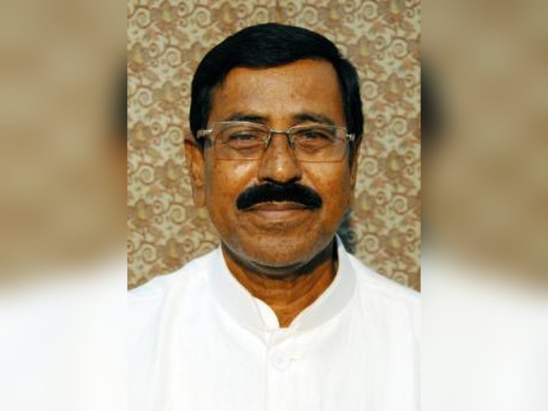 Ex-Bengal minister files police complaint against Abhishek Banerjee, cop