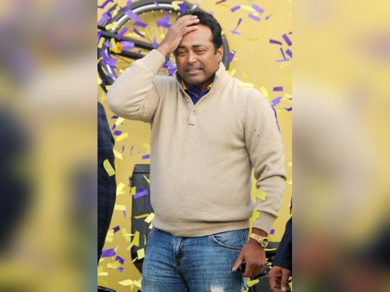 लिएंडर पेस की मां जेनिफर पेस का निधन, पश्चिम बंगाल के मुख्यमंत्री सुवेंदु अधिकारी ने खेल के क्षेत्र में उनके योगदान को अमूल्य बताया 