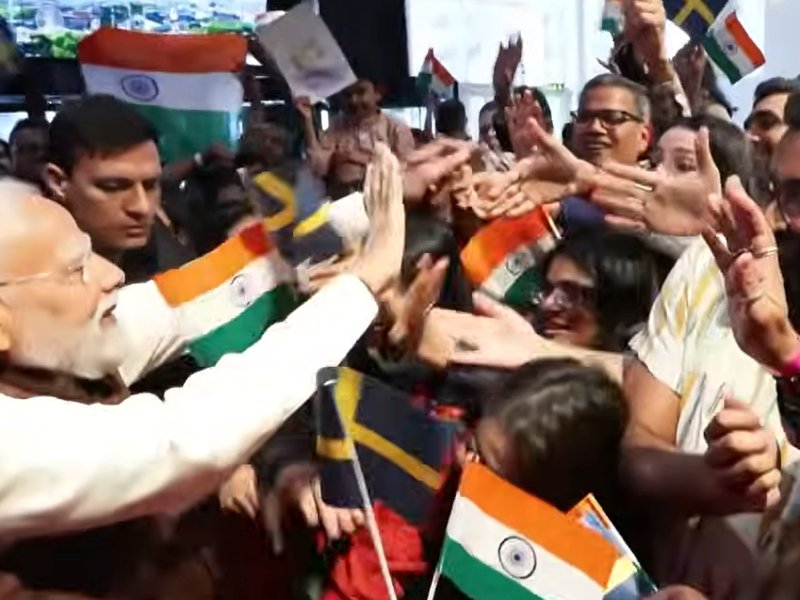 PM Modi receives warm welcome from Indian community in Sweden 