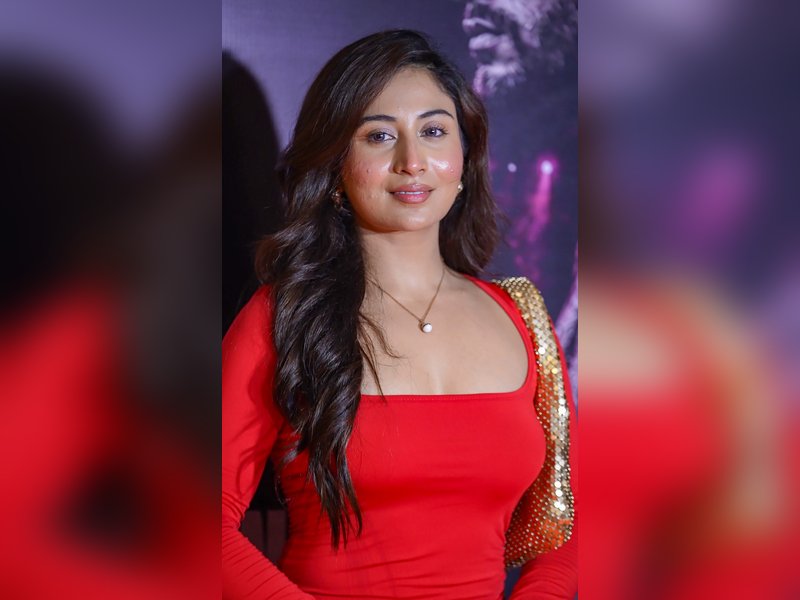 Shreya Kalra takes a mean dig at Shivangi Joshi, Harshad Chopra; claims she's 'bigger than them'