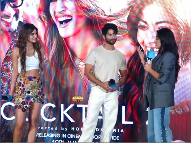 Rashmika Mandanna praises Kriti Sanon, requests comment to be censored later