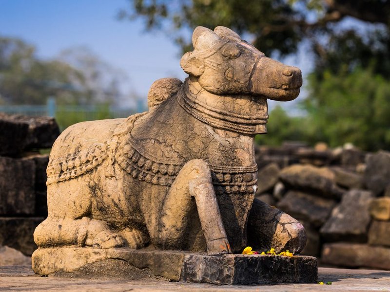 बिलासपुर में महादेव और नंदी को समर्पित 7वीं सदी का रहस्यमयी मंदिर, यहां गायब हो जाता है भोलेनाथ को चढ़ाया जल