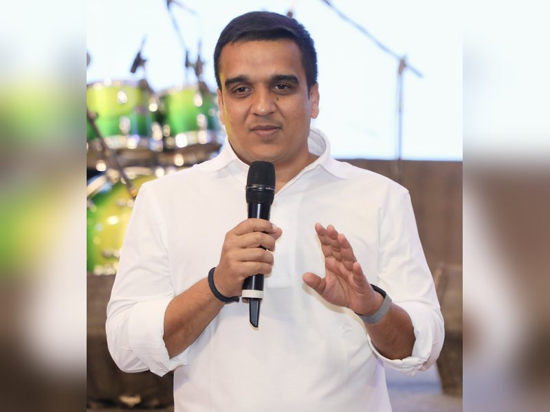 एसआरटी10 अल्टेवोल सेंटर ऑफ एक्सीलेंस के लॉन्च इवेंट में शामिल हुए हर्ष संघवी, जय शाह और सचिन से की खास मुलाकात
