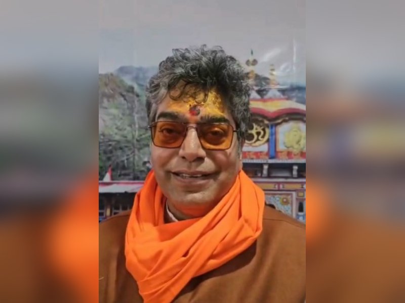 पुरुषोत्तम मास में आशुतोष राणा ने किए बद्रीनाथ के दर्शन, बोले- ये मेरा सौभाग्य है 