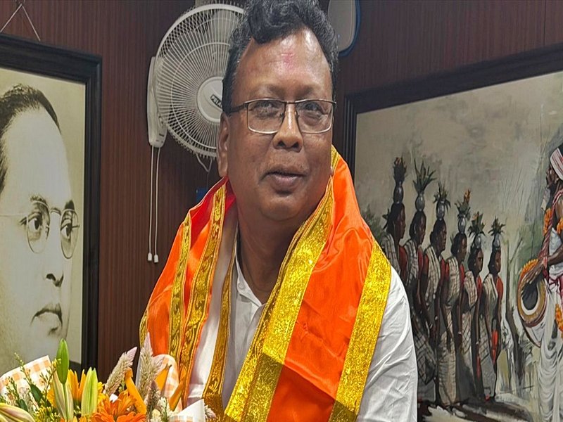'Vande Mataram' now compulsory in all Bengal madrasahs: Minister