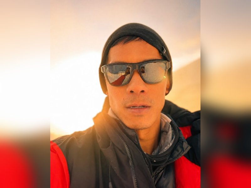 US diplomat in Nepal summits Mt. Everest