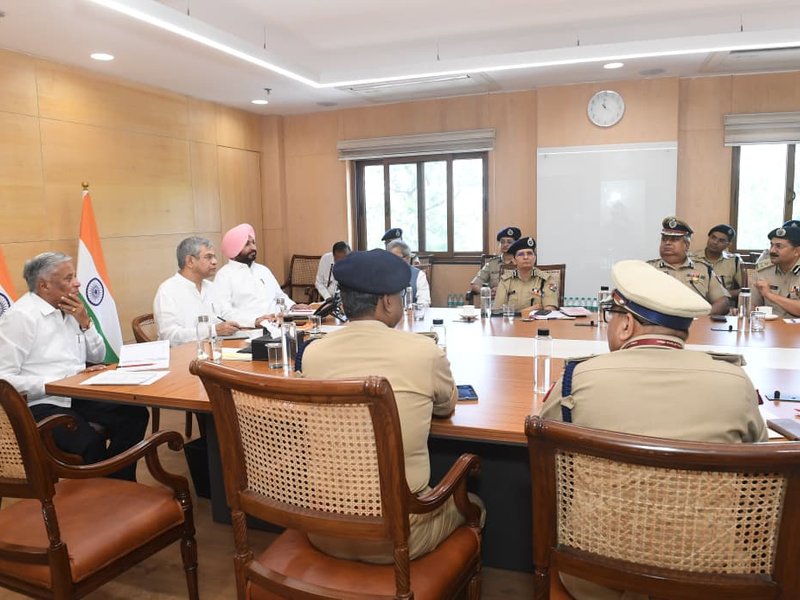 Railways using AI, drones, CCTVs to enhance safety of trains and passengers: Ashwini Vaishnaw