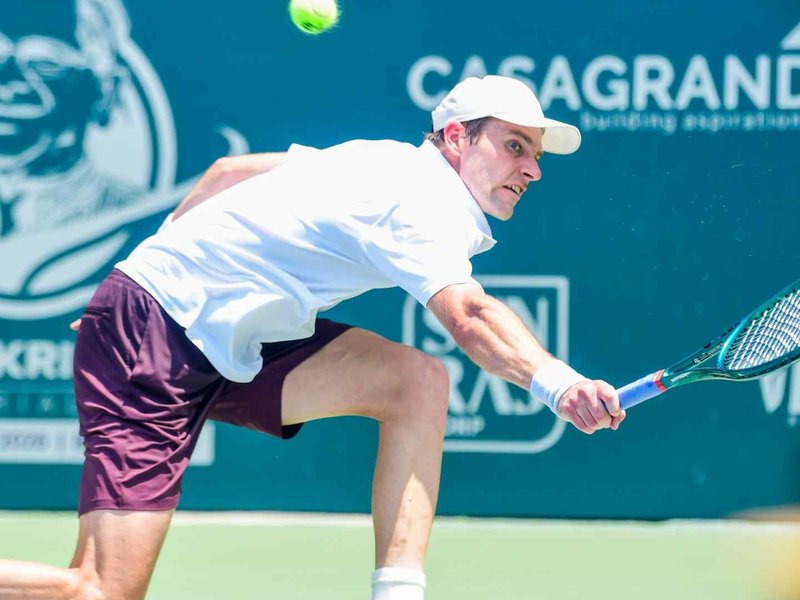 Mukund Sasikumar loses to Alastair Gray as Indian challenge ends in singles section of the SM Krishna Memorial Open Tennis Championship at the SM Krishna Stadium in Bengaluru on Thursday. Photo credit:  KSLTA