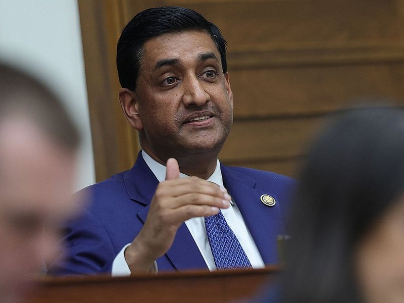 Biotech bill targets US edge over China