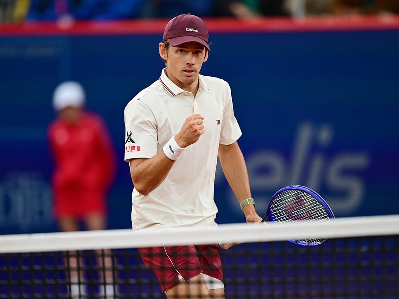 De Minaur storms into Hamburg semis, Kovacevic follows