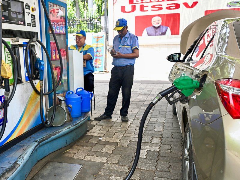Congress-ruled states charging higher petrol and diesel prices, taxing people Rs 16 more per litre