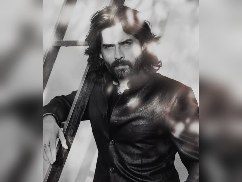 Pooja Bhatt remembers late Mukul Dev on his first death anniversary 