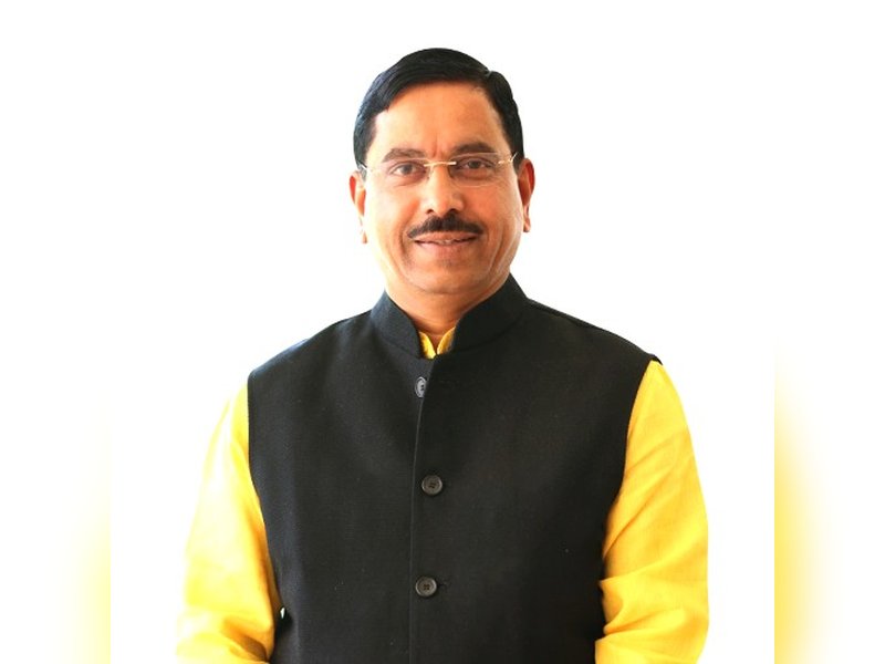 Pralhad Joshi directs investigation into unfair cancellation fees on booking apps