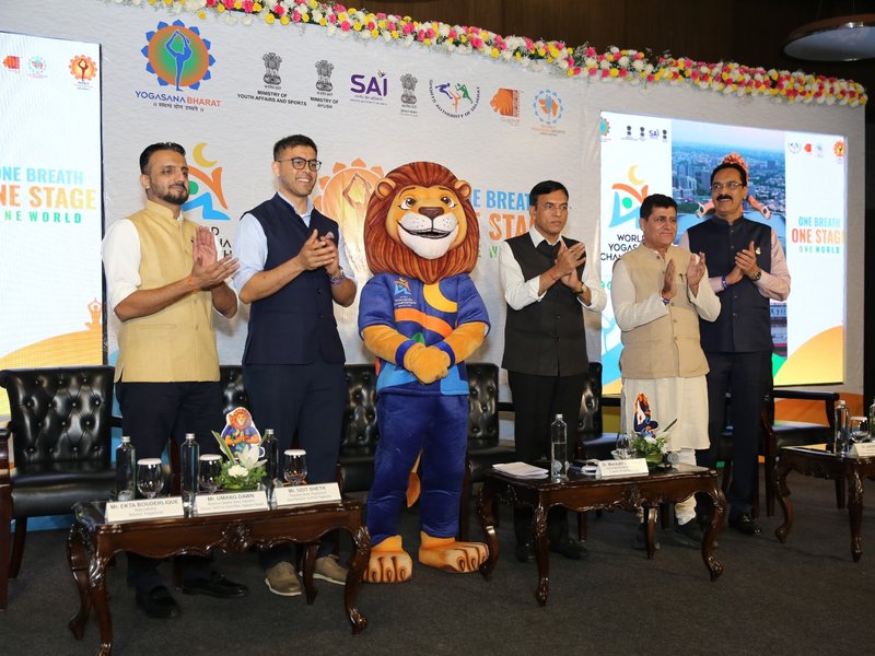 Union Minister Mansukh Mandaviya unveils first-ever World Yogasana Championship (Credit: SAI)