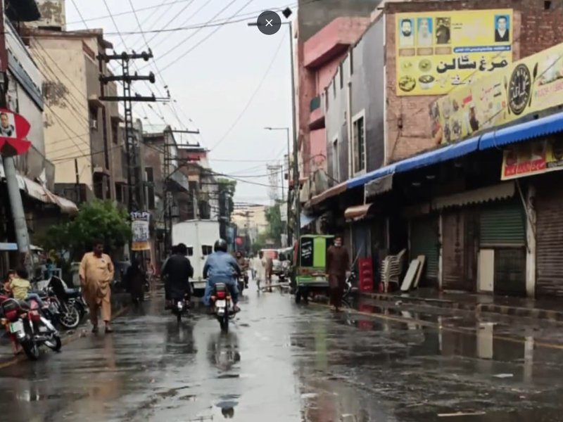 Pakistan: Extremists force Punjab govt to defer plan of restoring historical names of roads 