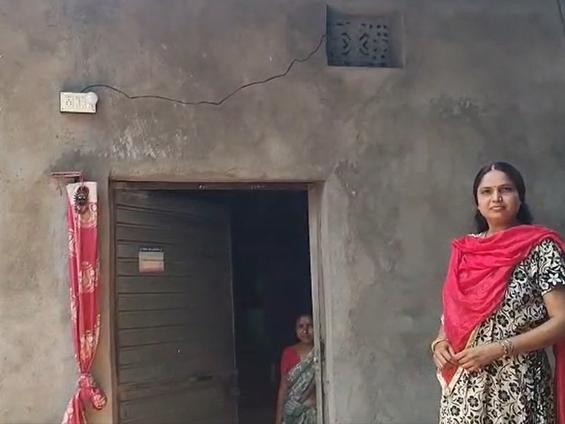 Modi govt's welfare schemes transform lives in Jharkhand, housing and solar pump beneficiaries hail impact