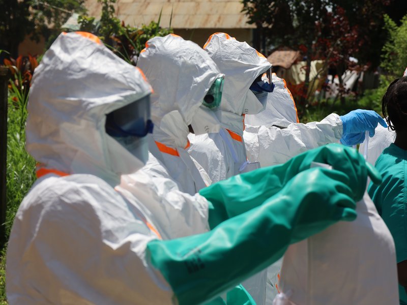 US Democrats warn Ebola threat amid HHS cuts