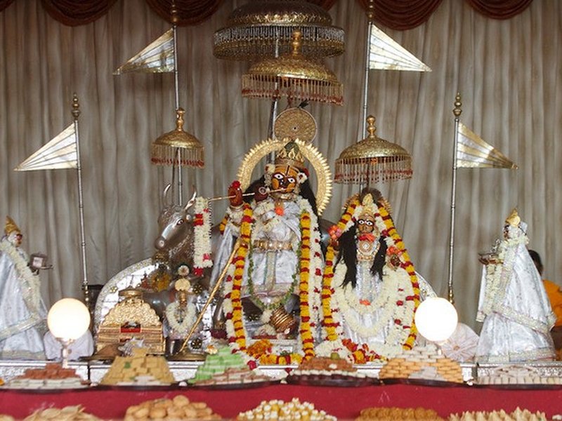 पुरुषोत्तम मास विशेष: 'वृंदावन ठाकुर' के सात प्रमुख मंदिरों में से एक, श्रीकृष्ण के प्रपौत्र ने किया था मूर्ति का निर्माण 