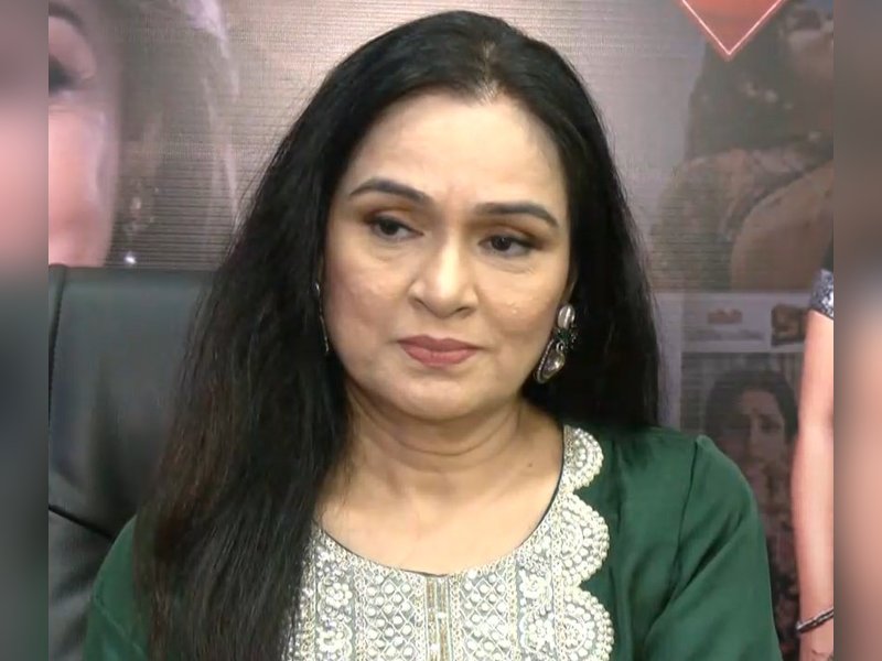 'हेमा मालिनी सच में ड्रीम गर्ल हैं', पद्मिनी कोल्हापुरे ने सुनाए पुराने दिनों के खास किस्से