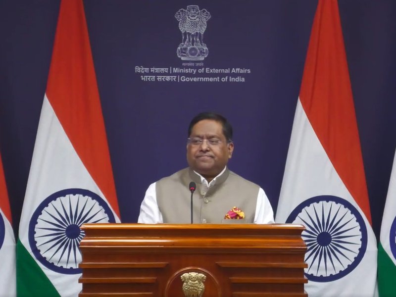 खाड़ी क्षेत्र से परे तेल और गैस आयात के स्रोतों में विविधता ला रहा भारत: शीर्ष अधिकारी