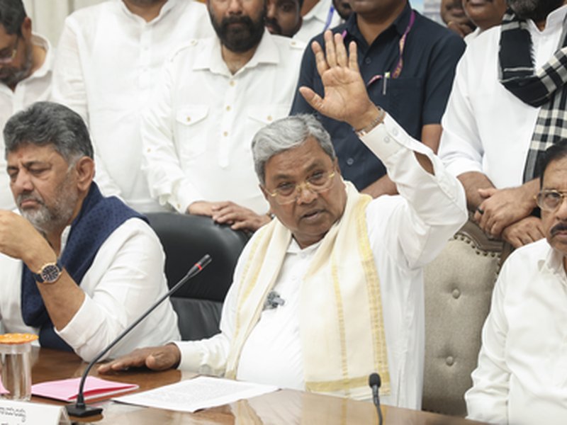 Congress Legislature Party meeting in K'taka today to elect new leader following Siddaramaiah's exit as CM