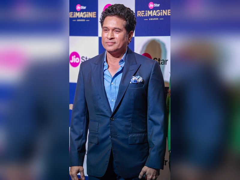 Sachin honours late father, announces Professor Ramesh Tendulkar Memorial Fellowship on Teachers' Day