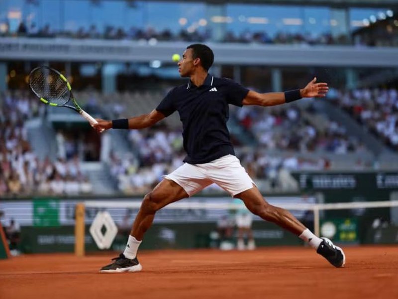 Felix Auger-Aliassime, Berrettini, Cerundolo mive into fourth round at Roland-Garros 