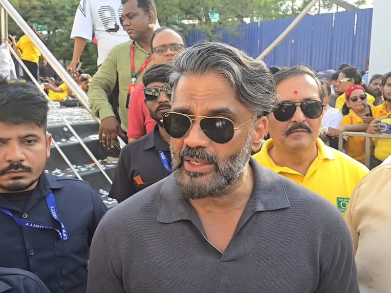 'खासदार क्रीड़ा महोत्सव' में सुनील शेट्टी ने की शिरकत, बोले- बच्चों को खेलों से जोड़िए, गलत रास्तों से खुद दूर रहेंगे 