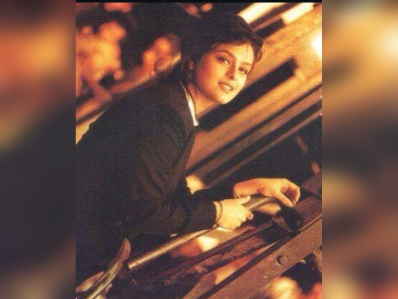 Shilpa Shirodkar shares impromptu 90s photoshoot planned while ‘sipping chaah’