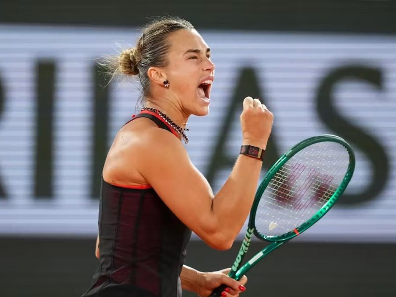 French Open: Sabalenka beats Osaka to reach 14th consecutive major QF