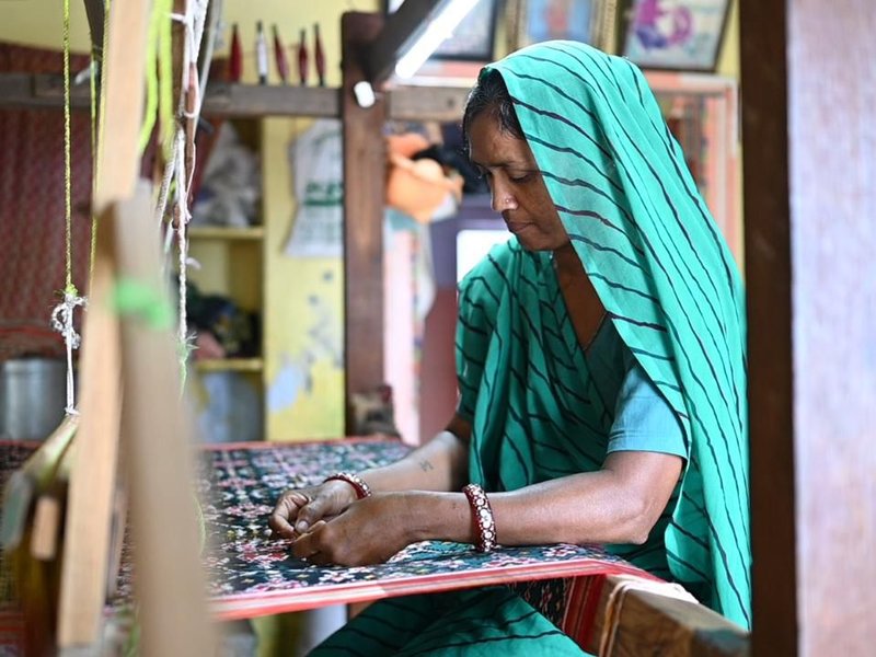 Gujarat: Hastkala Setu Yojana records Rs 102 crore in sales, creates over 50,000 jobs (Photo: IANS)
