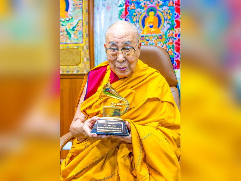 एक न्योता, कई शर्तें और फिर सैनिक का वेश, जब चीनी फौज से छुप छुपाते तिब्बत छोड़कर भारत पहुंचे दलाई लामा