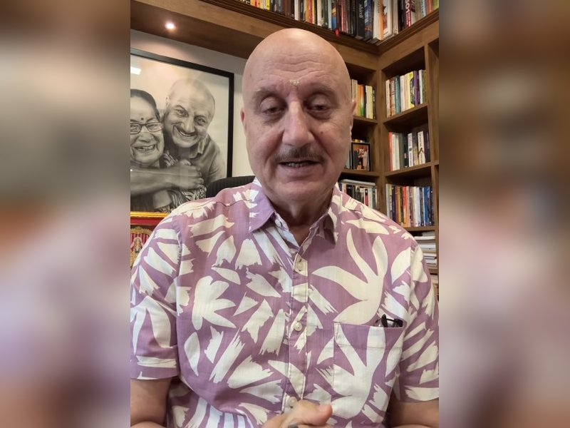 मुंबई में 45 साल के सफर पर अनुपम खेर ने जताया आभार, बोले- सपनों के शहर ने मुझे गढ़ा
