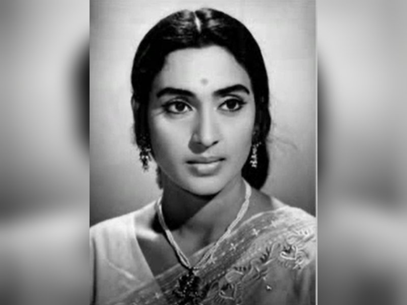 सिनेमा जगत की ‘सुजाता’ : मां की फिल्म से शुरू हुआ अभिनय का सफर, तो 16 साल की उम्र में बनीं 'मिस इंडिया'