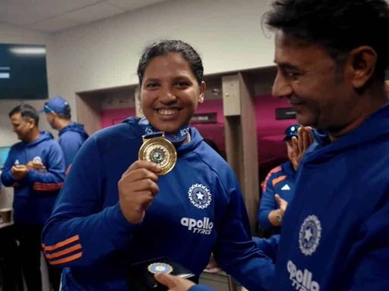 Richa Ghosh clinches Impact Fielder award for T20I series against England