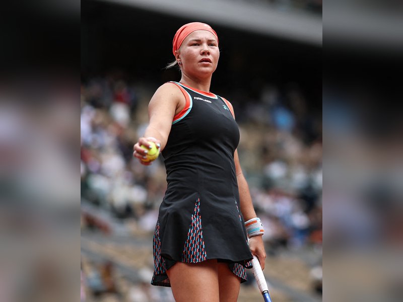 French Open: Diana Shnaider scripts epic comeback to stun No.1 seed Sabalenka; storms into maiden semis (Credit: X/Roland Garros)