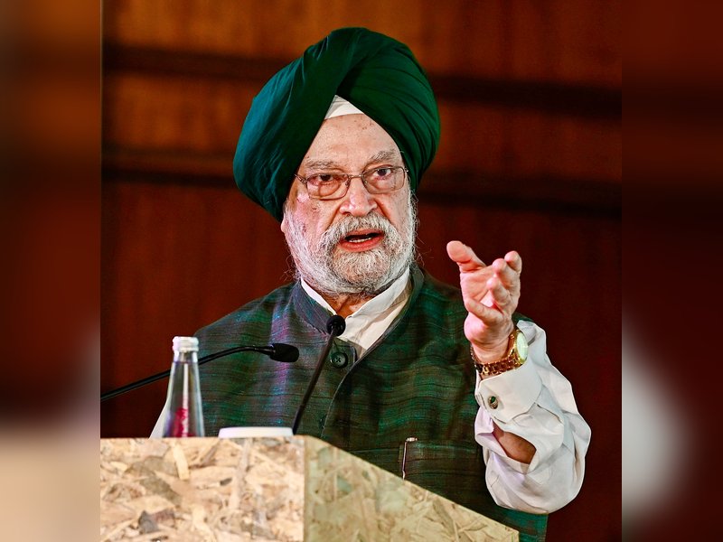भू-राजनीतिक संकटों के बावजूद भारत ने सुनिश्चित की ऊर्जा आपूर्ति, ऊर्जा कूटनीति रही सफल: हरदीप पुरी