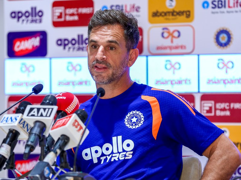 Ryan ten Doeschate steps down as India’s assistant coach, set for Kolkata Knight Riders return:. Photo credit: IANS