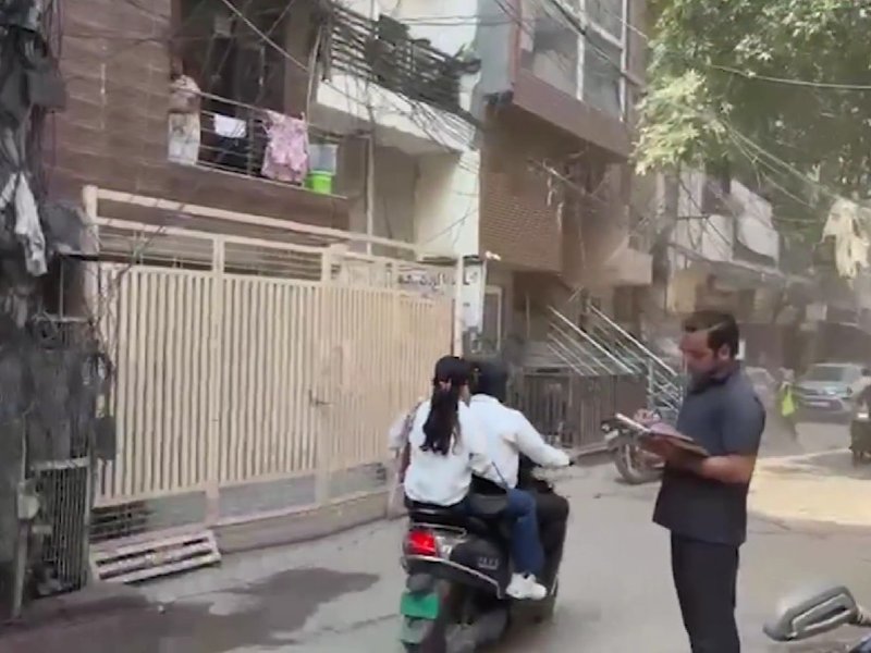 Malviya Nagar fire: Revenue Dept surveys Hauz Rani buildings for illegal construction, licensing lapses